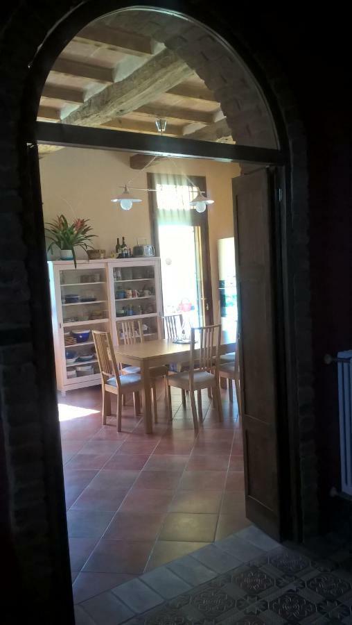 L'Albero Della Gioia Bed & Breakfast Villanova sull'Arda ภายนอก รูปภาพ
