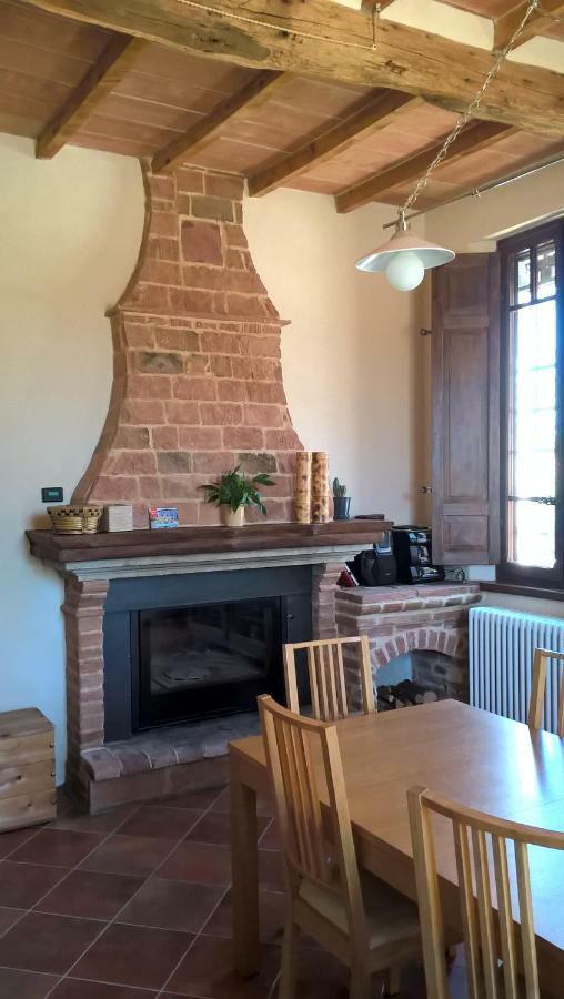 L'Albero Della Gioia Bed & Breakfast Villanova sull'Arda ภายนอก รูปภาพ