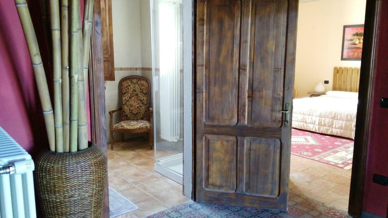 L'Albero Della Gioia Bed & Breakfast Villanova sull'Arda ภายนอก รูปภาพ